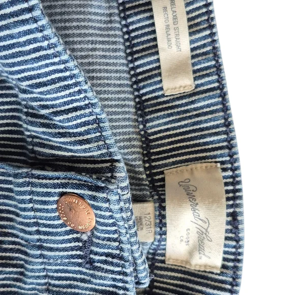 Universal Thread Women's Striped Jeans - Blue and White Relaxed Straight Leg 12 - Picture 3 of 4